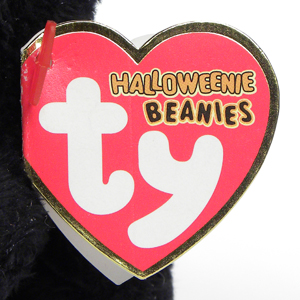 Halloweenie Beanie swing tag front