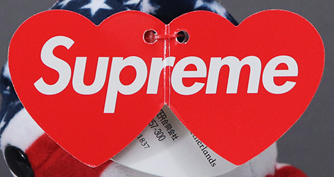 Supreme - swing tag inside